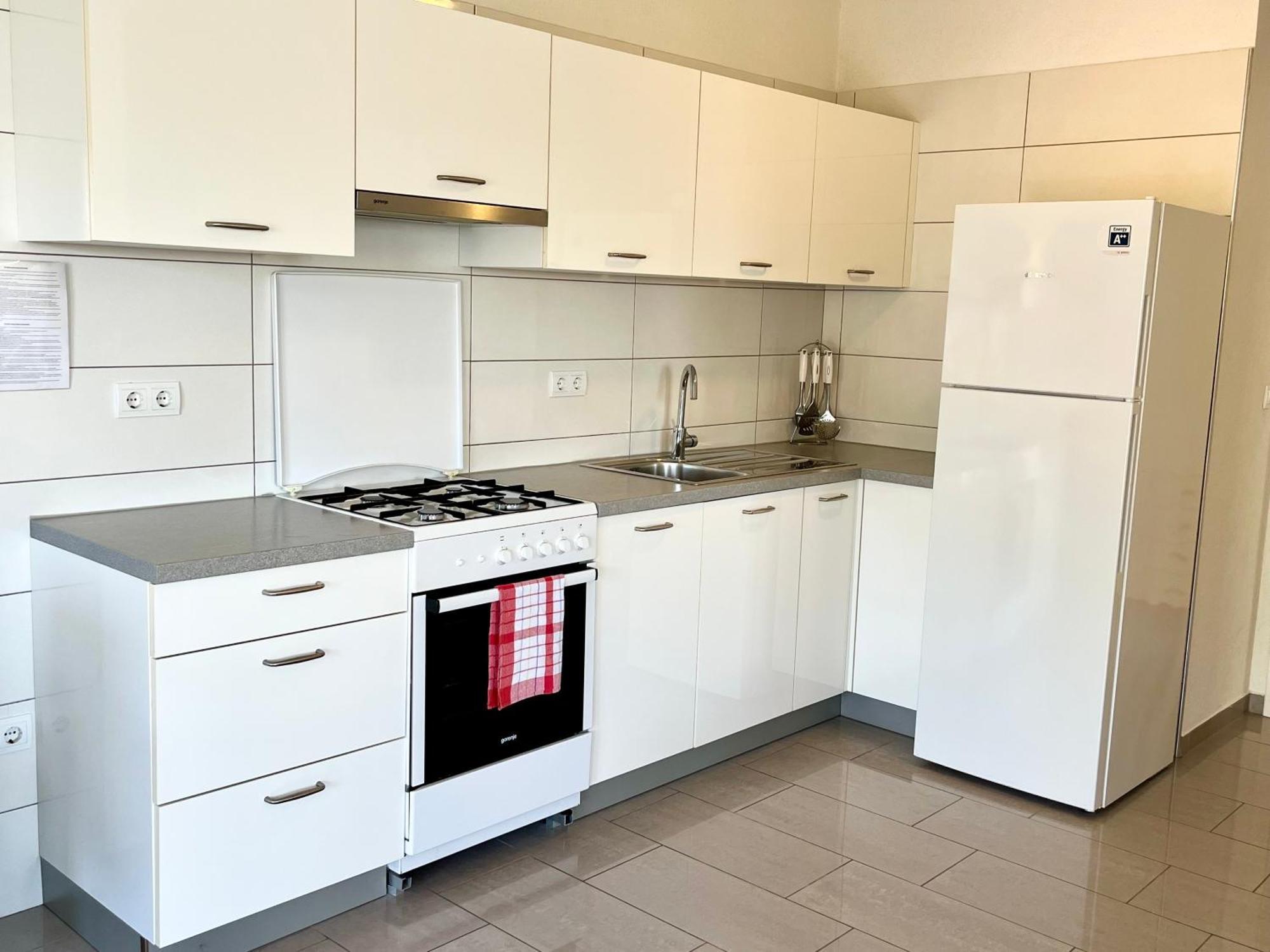 Paradise Apartments Gdinj Extérieur photo