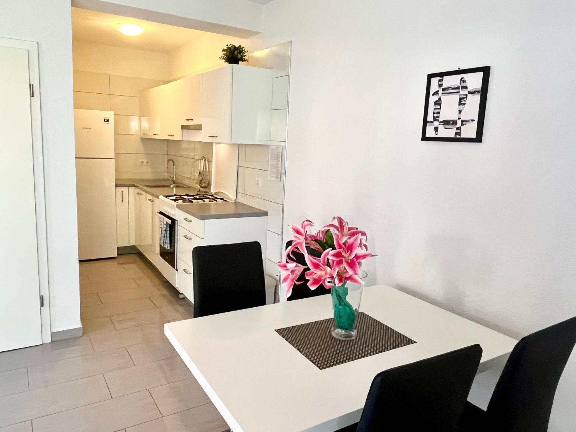 Paradise Apartments Gdinj Extérieur photo