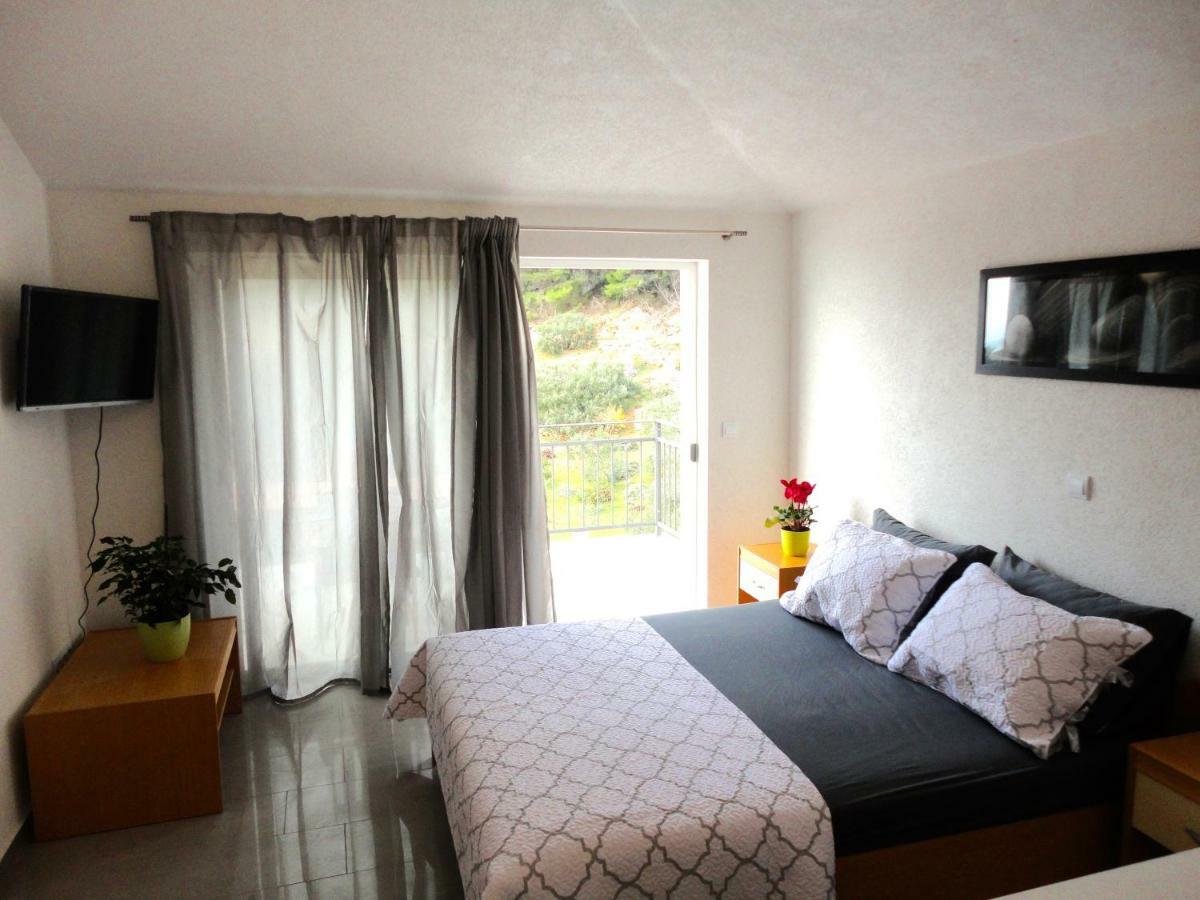 Paradise Apartments Gdinj Extérieur photo